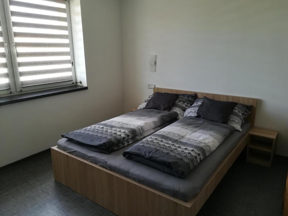 Penzion Sapara Velké Bílovice Exteriör bild